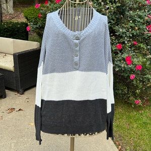 AEO Black, Grey, White Sweater
